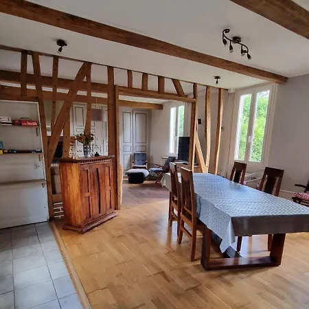 Maison Picarde A Pour 8 Personnes Naours