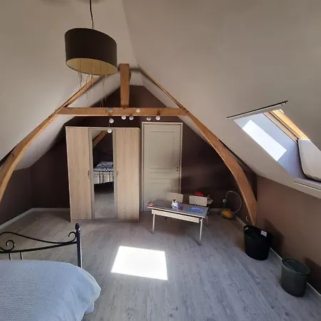 Maison Picarde A Pour 8 Personnes Naours